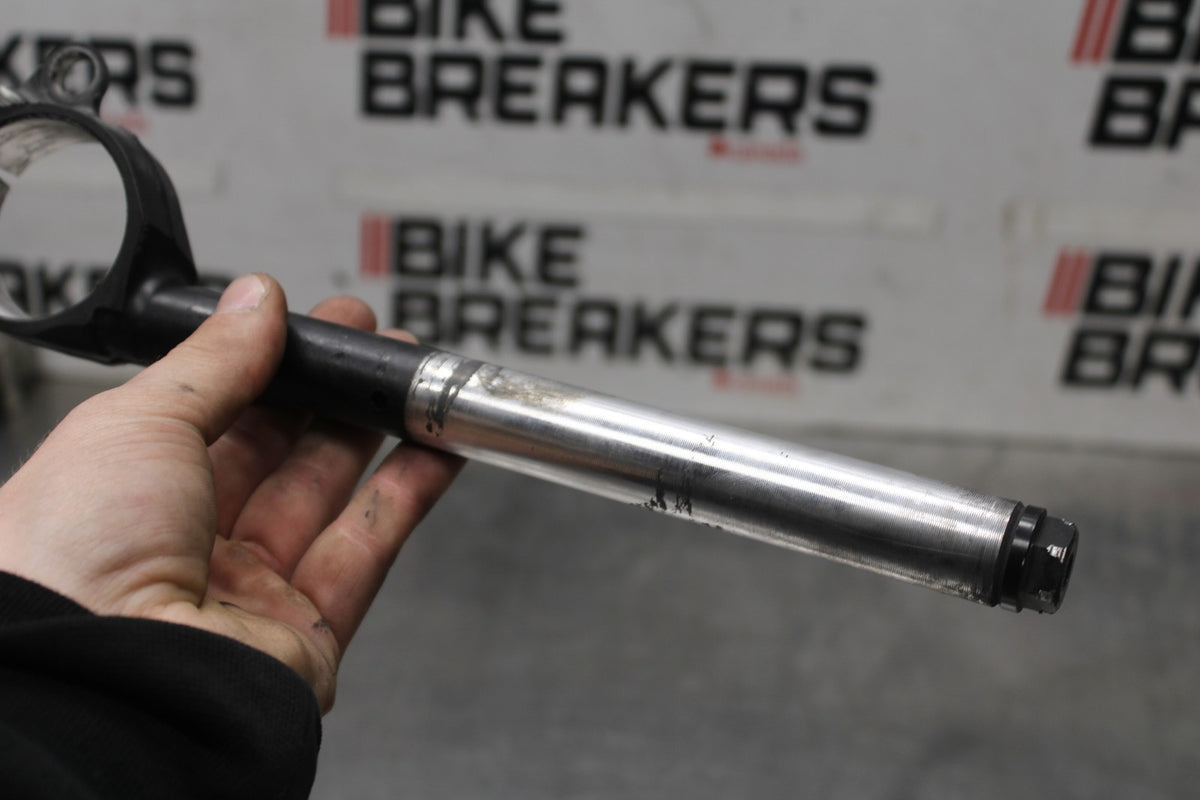 07-08 KAWASAKI NINJA ZX6R RIGHT CLIP ON HANDLEBAR BB937