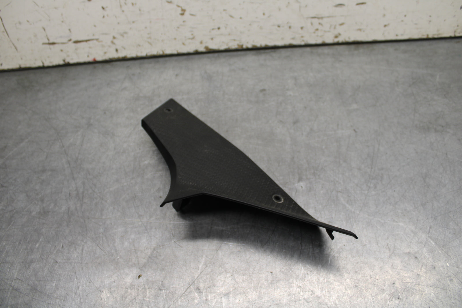 24 KAWASAKI NINJA 500 ABS RIGHT FRONT DUCT COVER PANEL COWL BB730