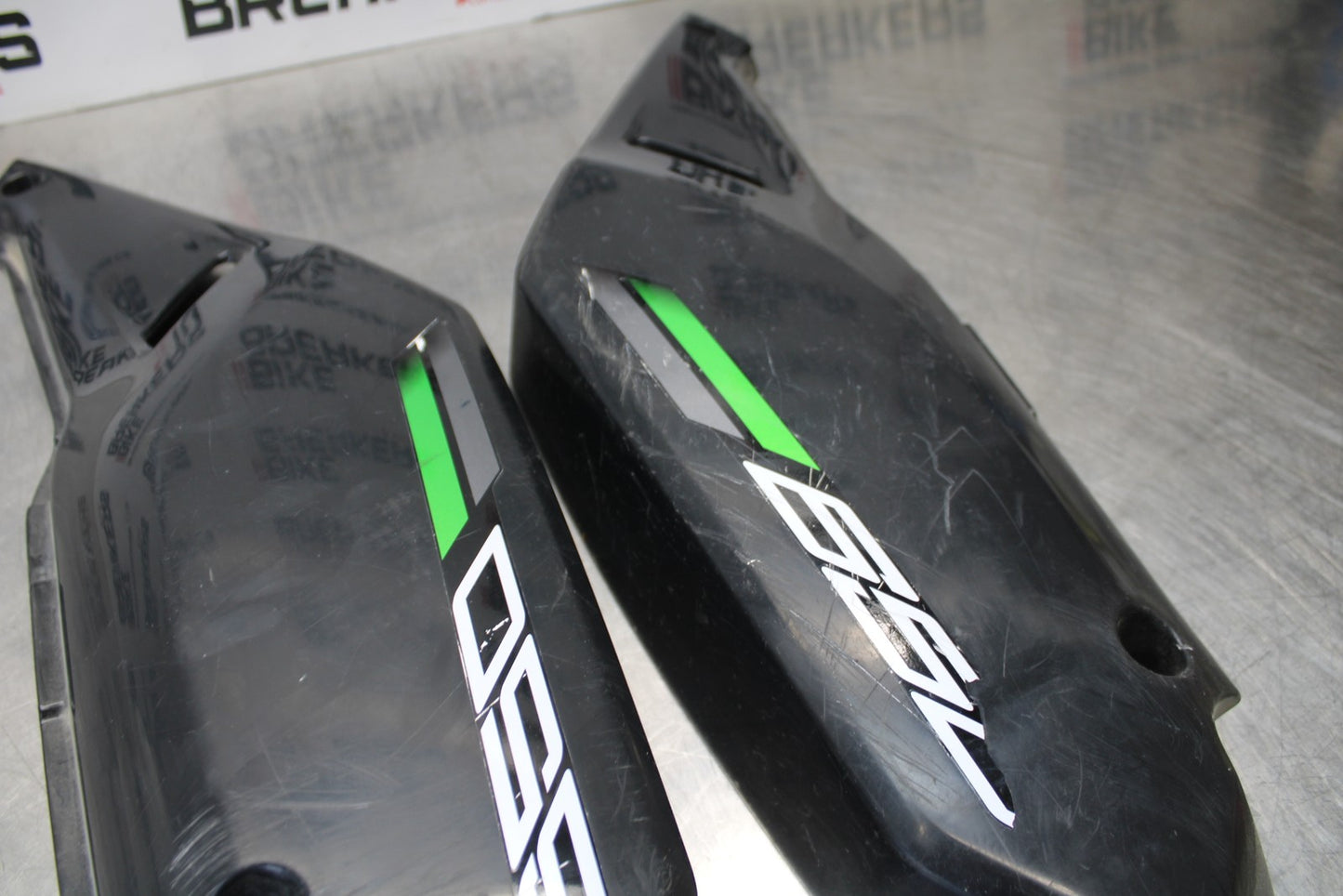 08-18 KAWASAKI KLR650 RIGHT & LEFT REAR BACK TAIL FAIRING COWL SHROUD BB183