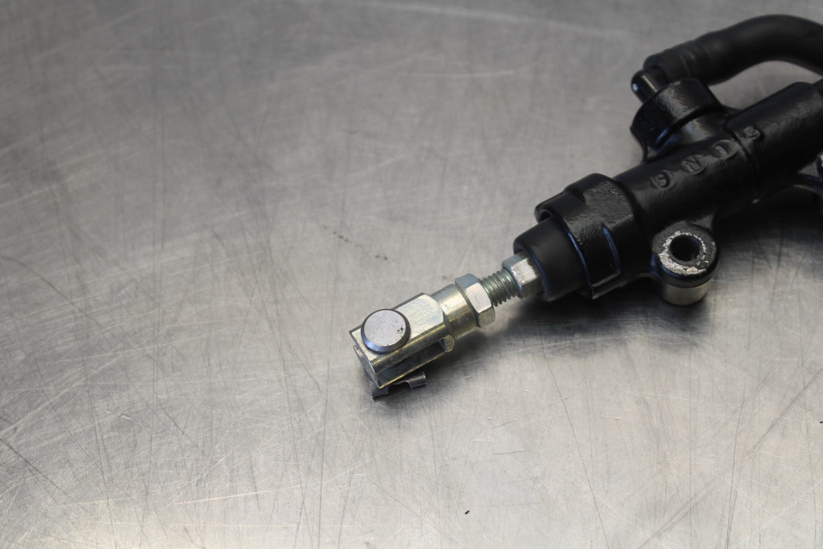 20 TRIUMPH STREET TRIPLE 765 REAR BACK BRAKE MASTER CYLINDER W RESERVOIR BB864
