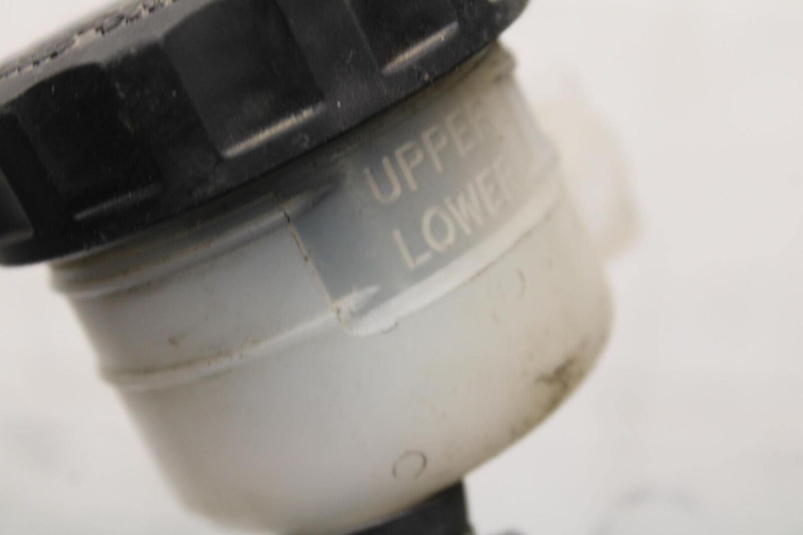 2005 Kawasaki Vulcan 1600 VN1600A REAR BACK BRAKE MASTER CYLINDER  BB574