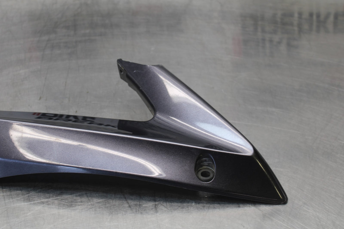 06-07 YAMAHA YZF R6 RIGHT FRONT UPPER SIDE FAIRING COWL PLASTIC BB00