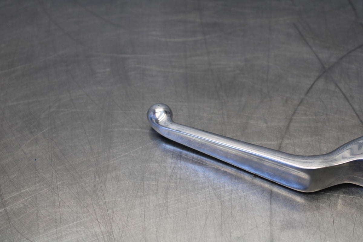 22 HARLEY-DAVIDSON SOFTAIL RIGHT CLIPON HANDLEBAR BRAKE LEVER BB859