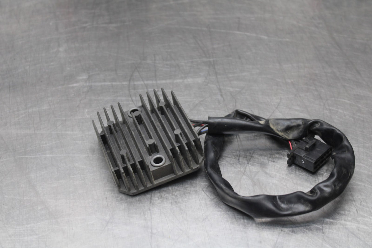 08 HONDA CBR125R RECTIFIER VOLTAGE REGULATOR BB839