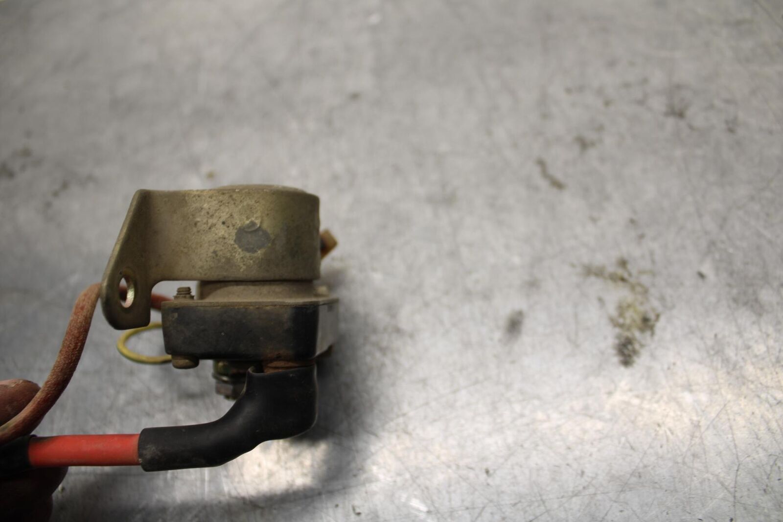 75 SUZUKI GT 550 ENGINE STARTER RELAY STARTING MOTOR SWITCH BB72