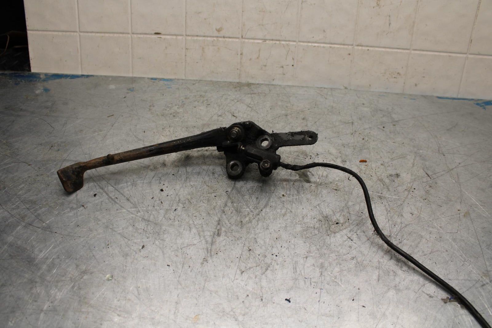 99-07 SUZUKI HAYABUSA GSX1300R KICKSTAND SIDE KICK STAND BB426