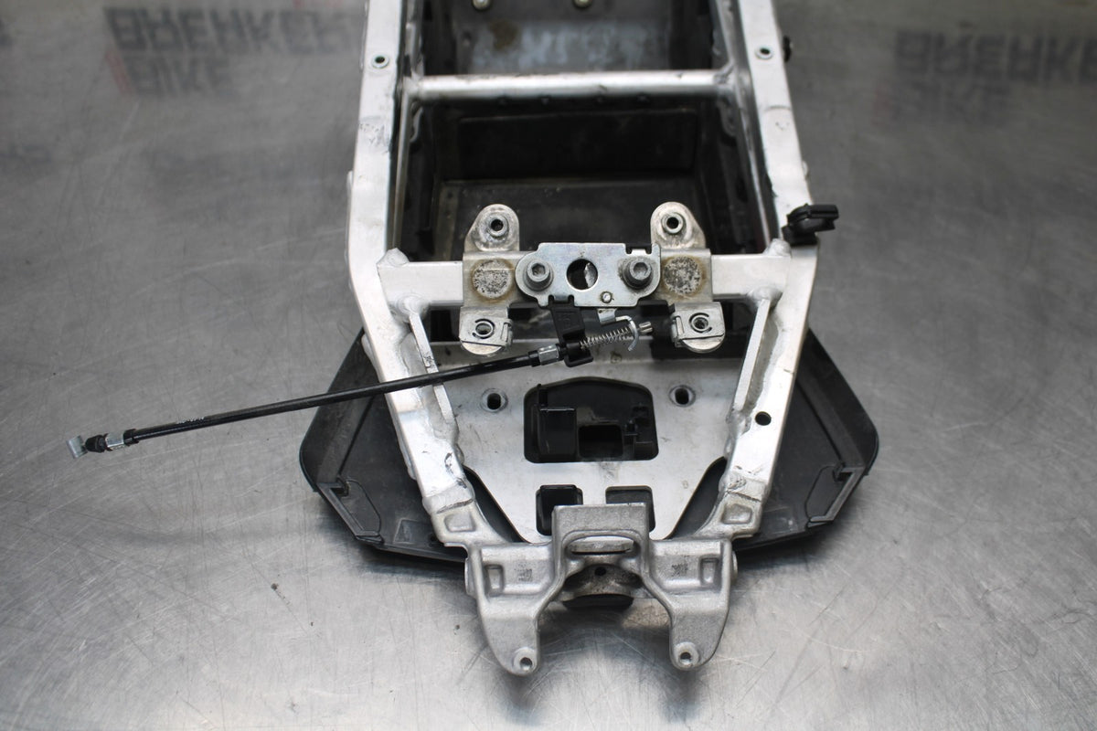 15 APRILIA RSV4 FACTORY APRC ABS REAR SUBFRAME BACK SUB FRAME BB901