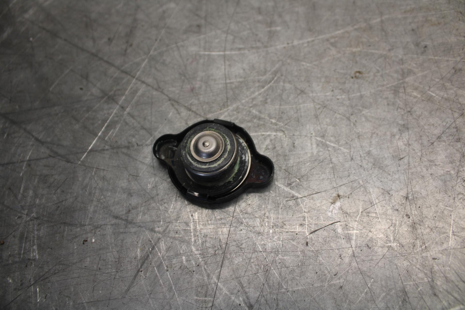 19-20 KAWASAKI NINJA ZX6R RADIATOR CAP BB517