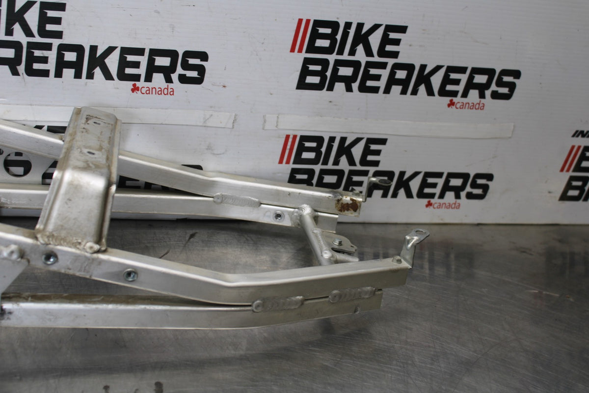 00-01 HONDA CBR929RR REAR SUBFRAME BACK SUB FRAME BB925