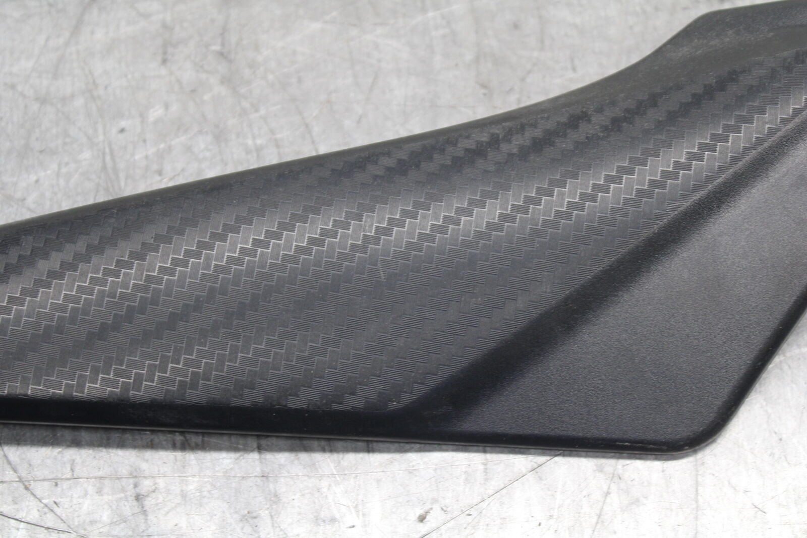 13 SUZUKI GSXR750 RIGHT LEFT GAS FUEL TANK PANELS COVERS TRIM SET COWLS BB110