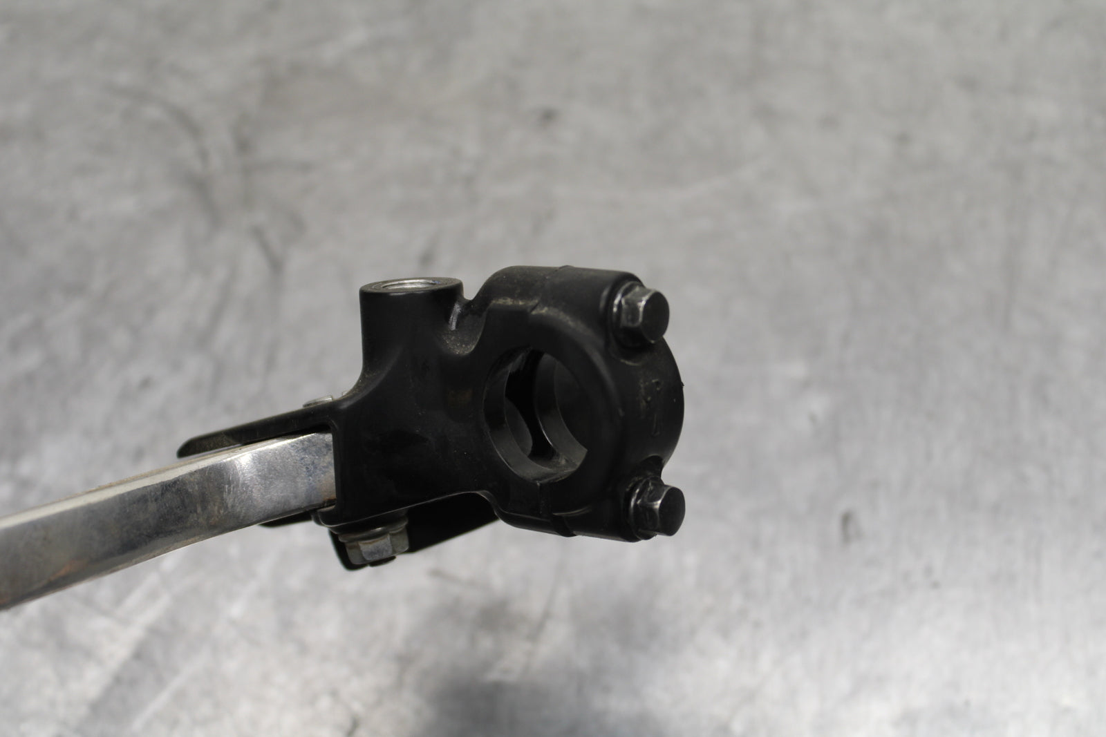 15-16 HONDA CB300F CLUTCH PERCH MOUNT WITH LEVER  BB740