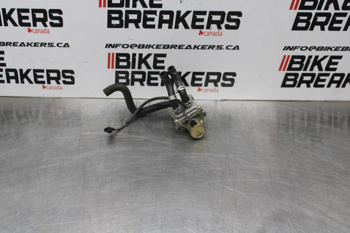 2006 Suzuki Boulevard C90 AIR VALVE SOLENOID TOP ENGINE SWITCH SENSOR BB849