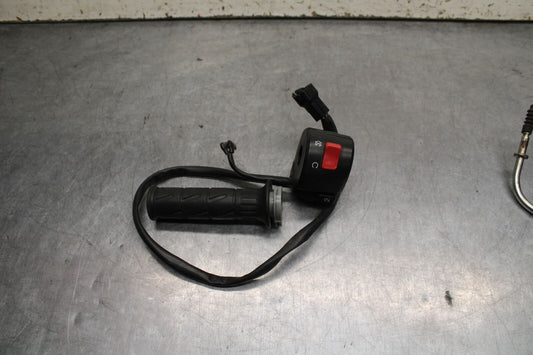 14-15 KAWASAKI NINJA 650 EX650F ABS RIGHT HANDLE KILL OFF START SWITCH BB741 