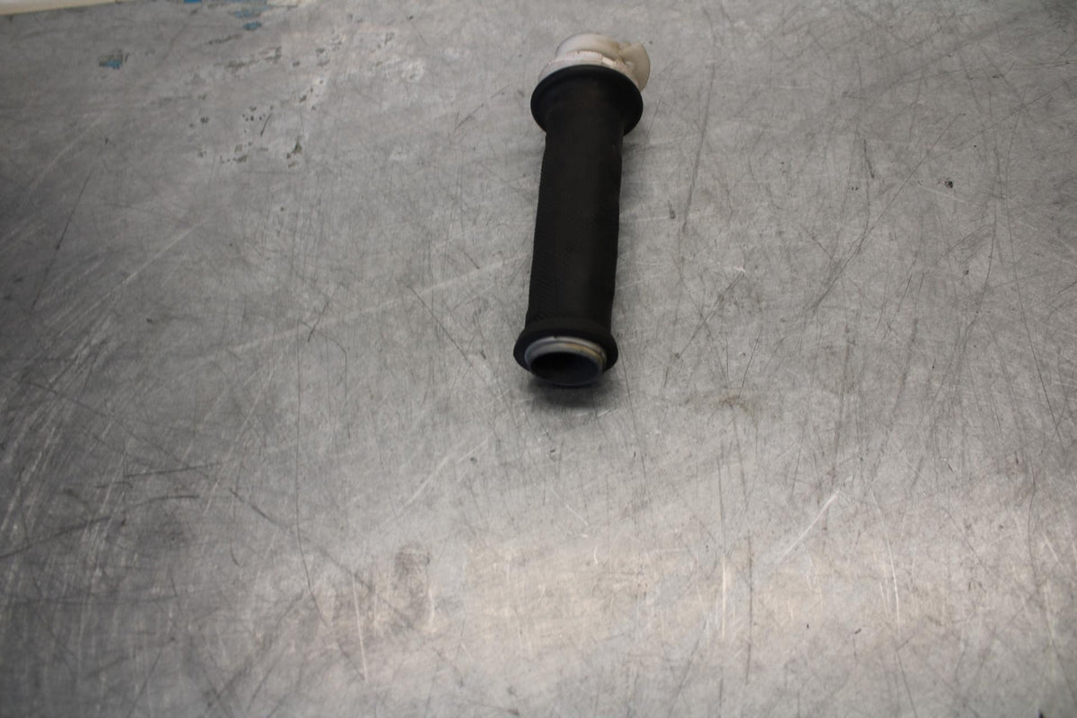 91-92 SUZUKI GSXR1100 GSXR 1100M RIGHT THROTTLE GRIP BB435