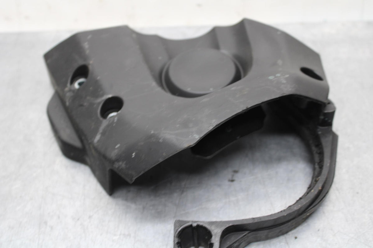 22-23 YAMAHA YZF R7 ENGINE SPROCKET COVER BB583