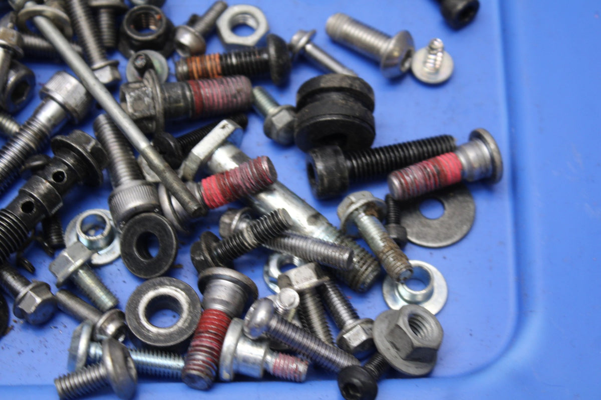 24-25 KAWASAKI NINJA ZX4R MOUNTING BOLTS HARDWARE MOTOR SCREWS BB174