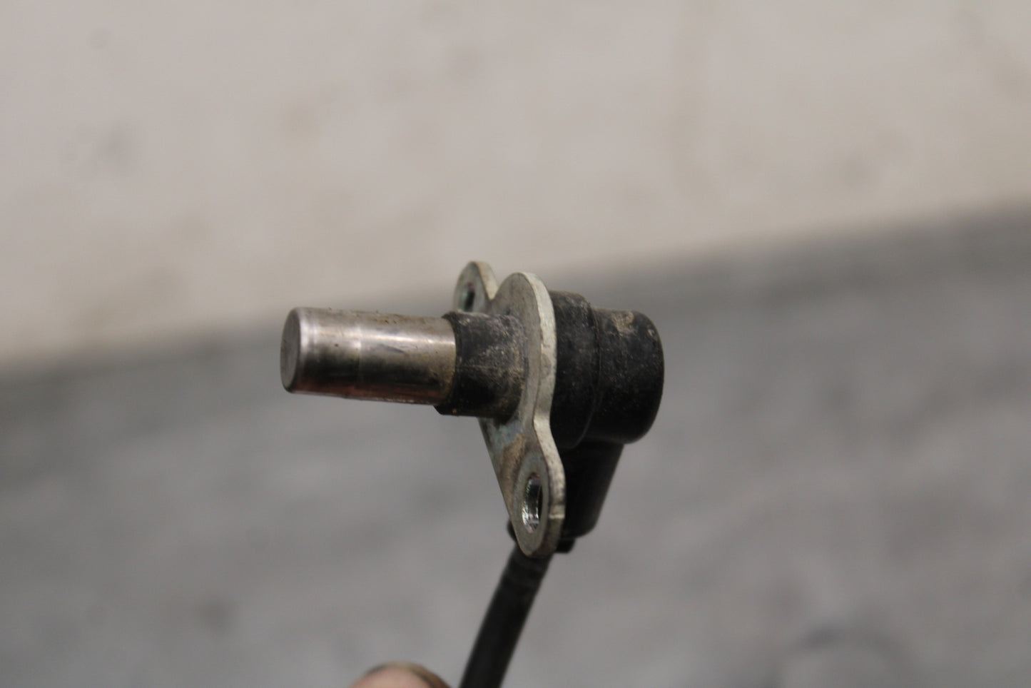 13-16 SUZUKI BANDIT 1250S ABS FRONT ABS BRAKE SENSOR & RING BB134