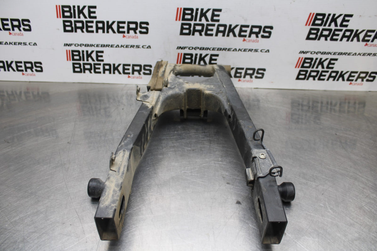 08-12 KAWASAKI NINJA 250R EX250J REAR SWINGARM BACK SUSPENSION SWING ARM BB784