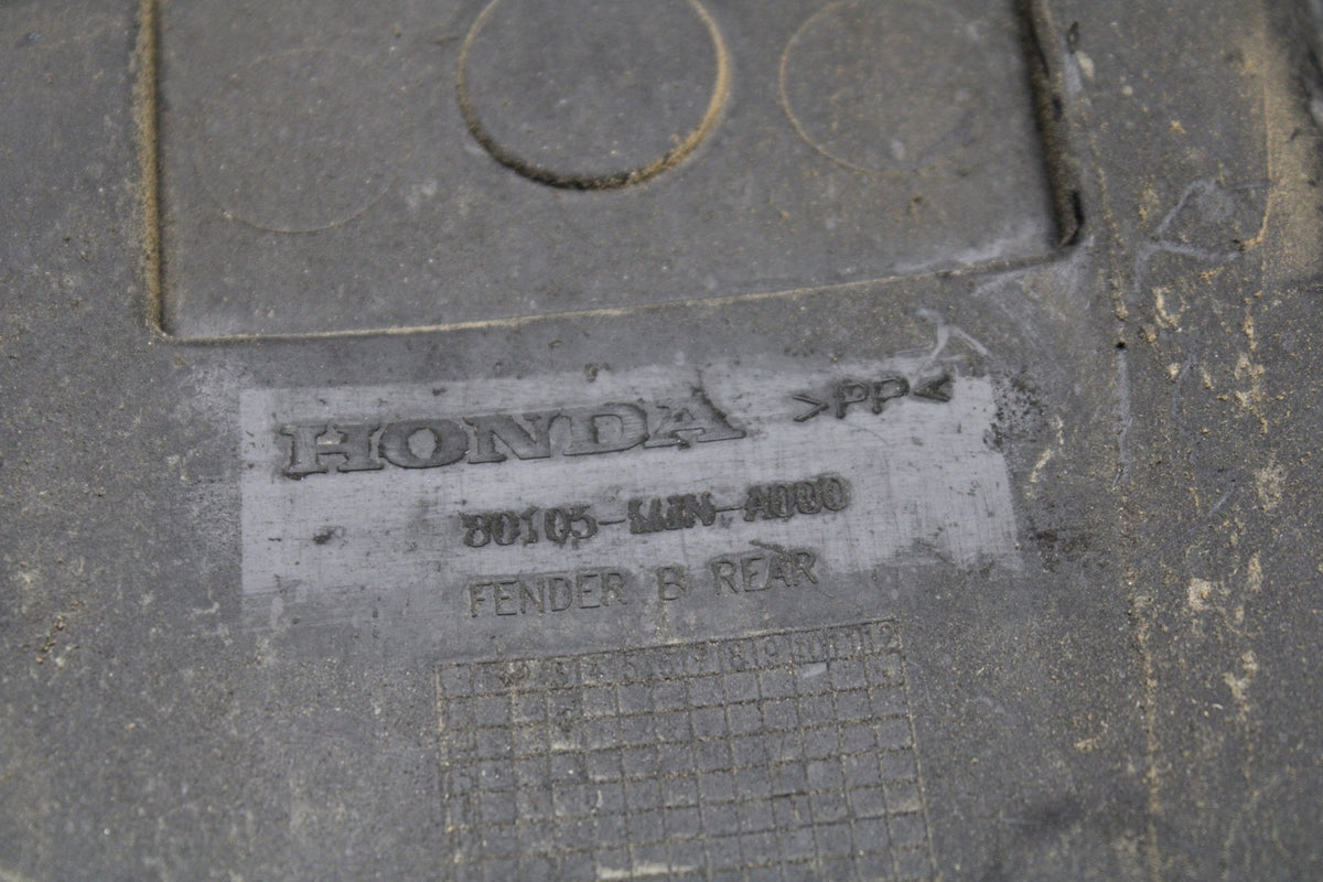 14 HONDA CTX1300A REAR BACK WHEEL FENDER MUD GUARD BB732