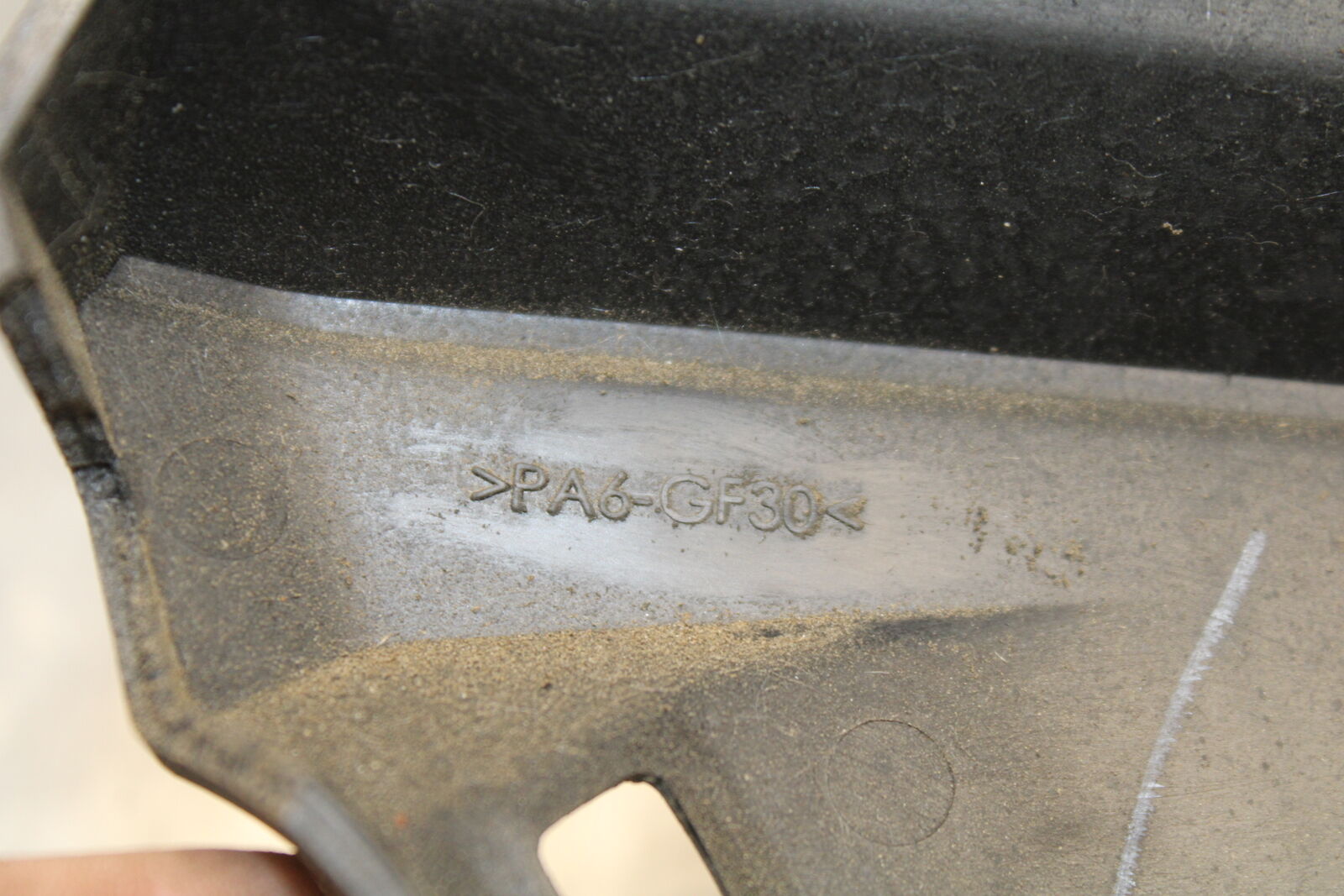 18-24 KAWASAKI NINJA 650 ENGINE SPROCKET COVER BB725