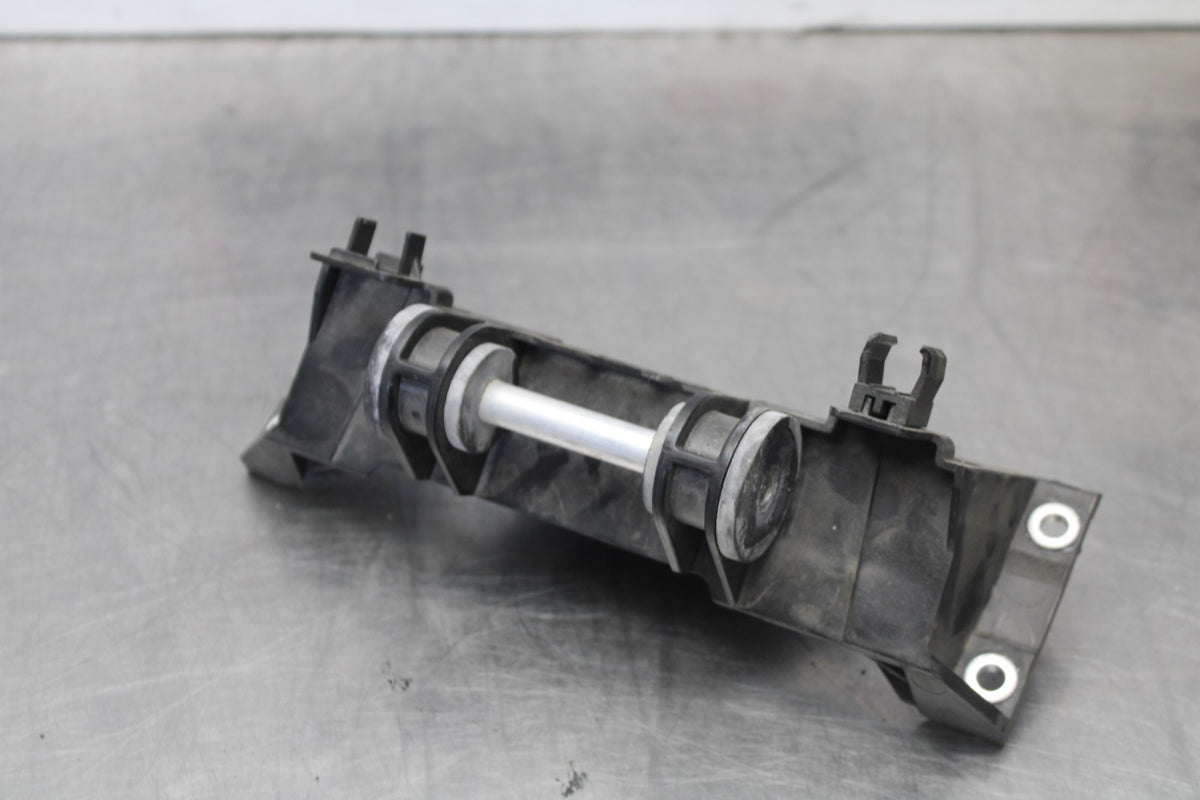 17-20 BMW S1000R GAS TANK FUEL CELL PETROL RESERVOIR BRACKET MOUNT BB909