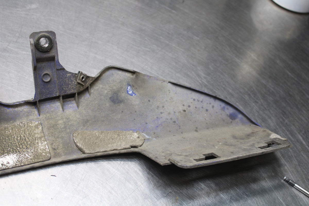 05 YAMAHA YZF R6 RIGHT LOWER MID UPPER SIDE FAIRING COWL BB858