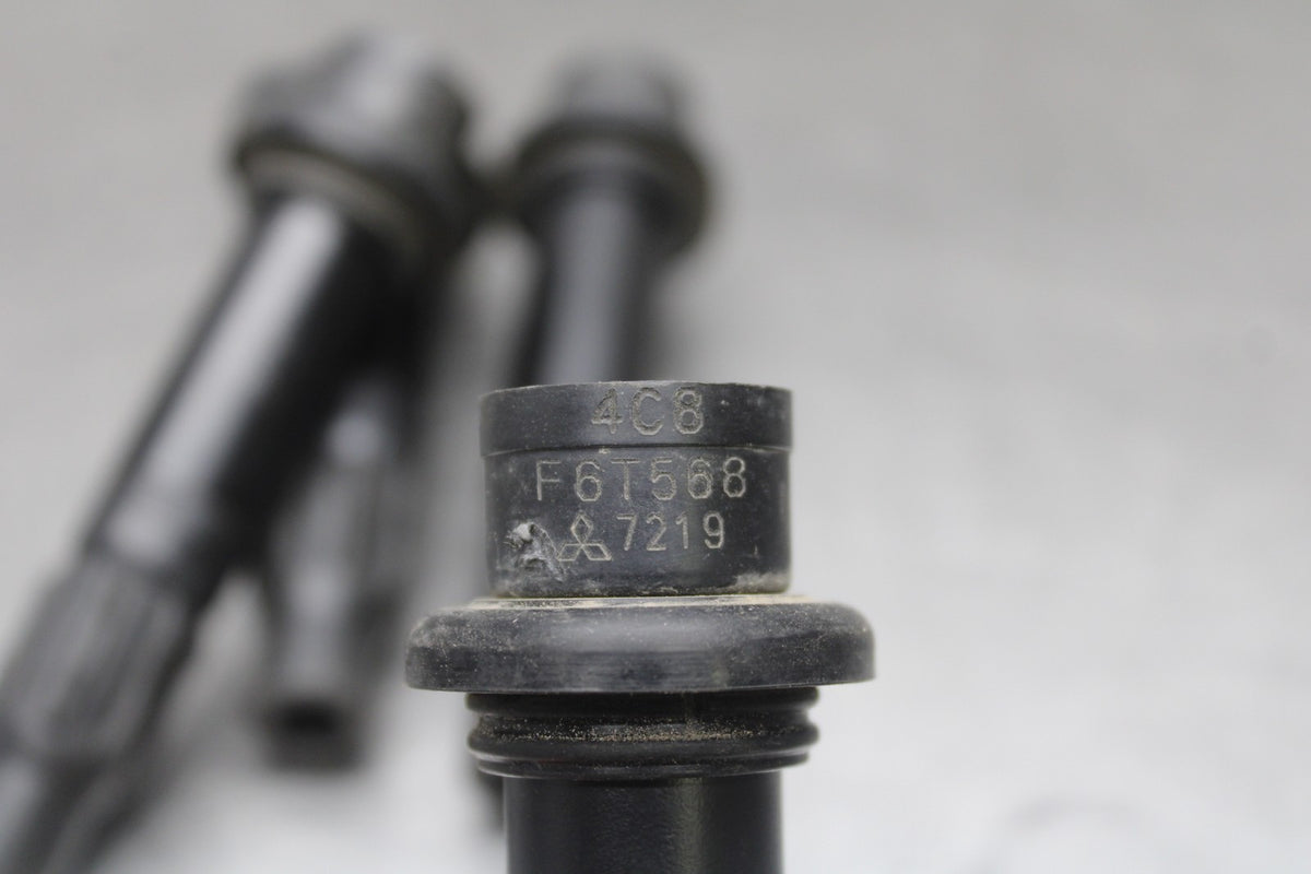 07 YAMAHA YZF R1 IGNITION COILS COIL SPARK PLUG CAPS BB675
