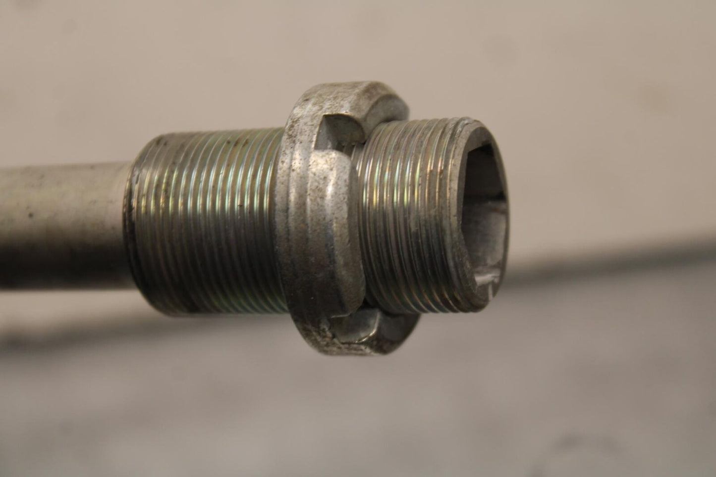 2006 Suzuki SV650 REAR SWINGARM BOLT SUSPENSION PIVOT AXLE 61211-17G00 BB93