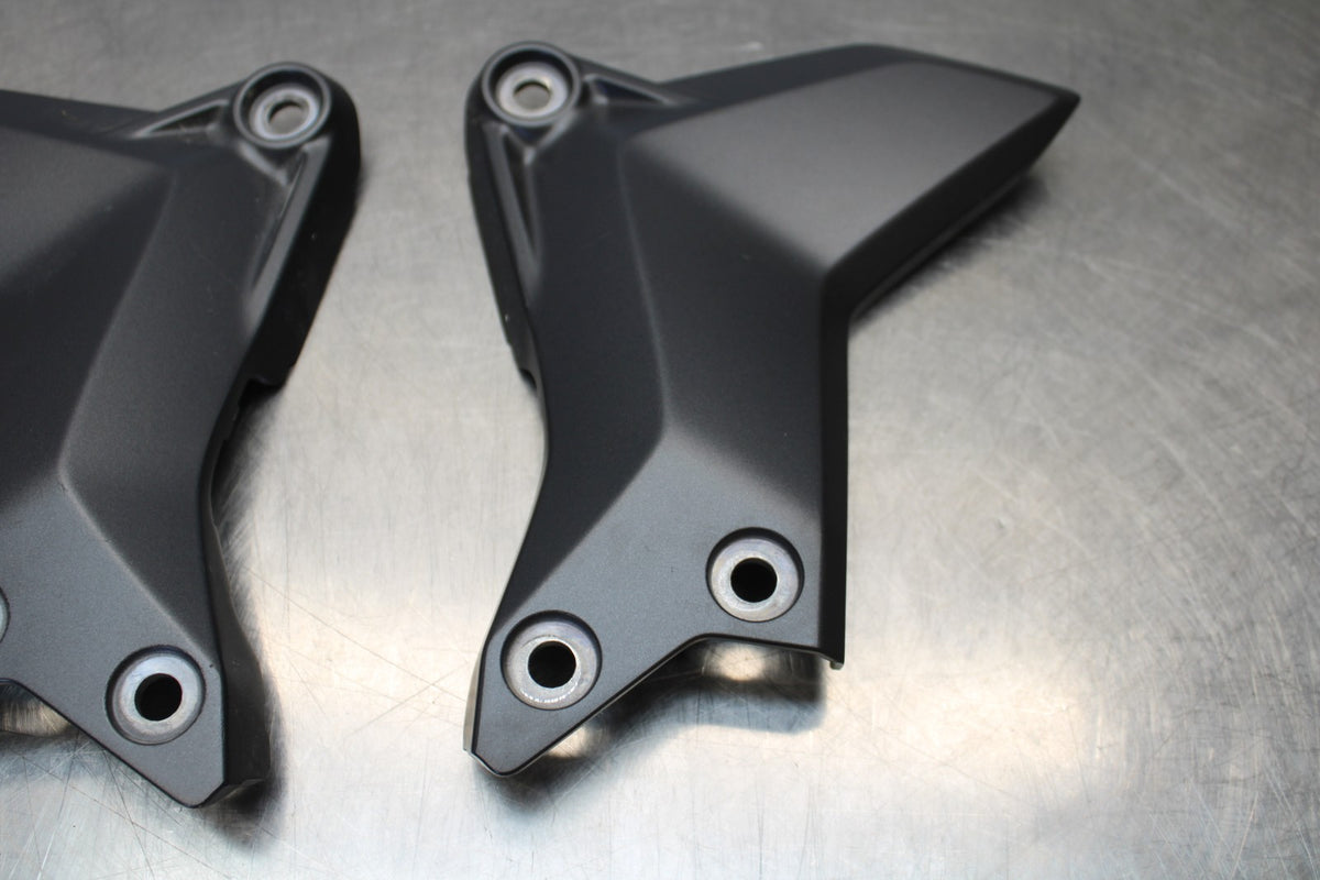 22-25 YAMAHA YZF R7 RIGHT LEFT FRAME MID SIDE COVERS COWLS PANELS BB182