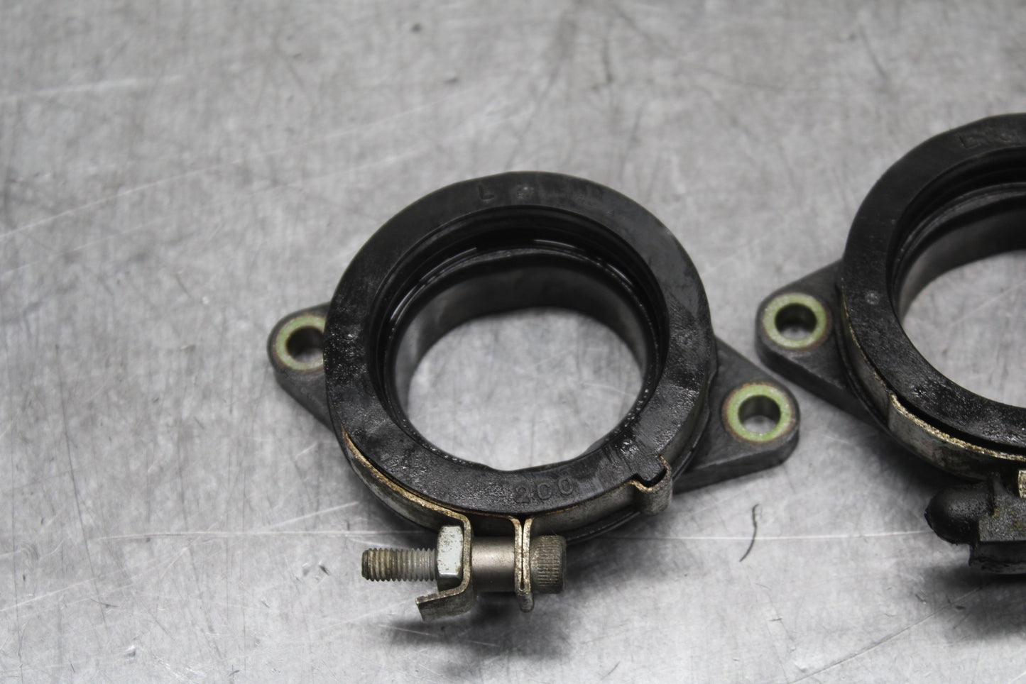 06 YAMAHA YZF R6 AIR INTAKE BOOTS BB716