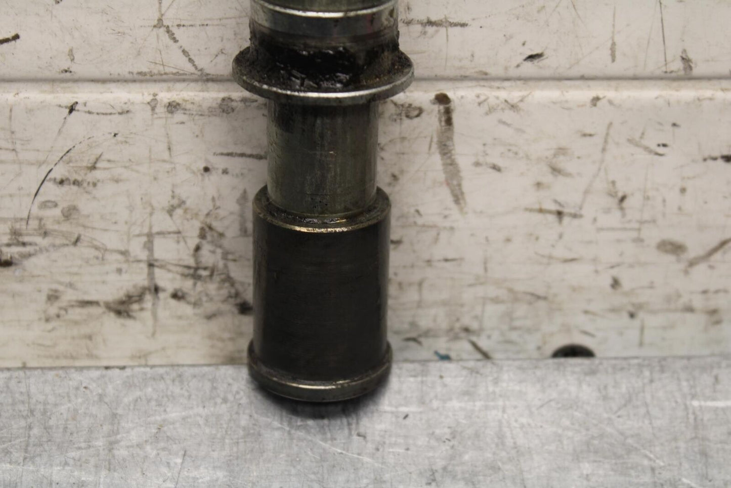 2000 Kawasaki Ninja ZX9R ZX900F FRONT WHEEL RIM AXLE PIVOT BOLT 41068-1404 BB70