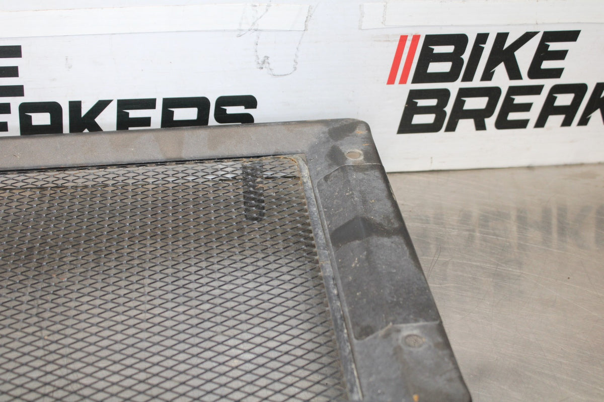 08 KAWASAKI VULCAN 1600 VN1600D NOMAD RADIATOR GRILLE GRILL SHIELD GUARD BB904