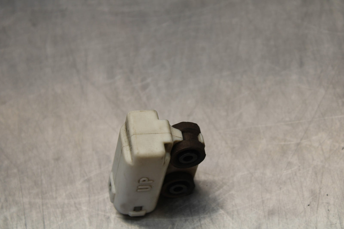 09 YAMAHA V STAR 950 TIP OVER BANK ANGLE CRASH SENSOR SWITCH  BB172