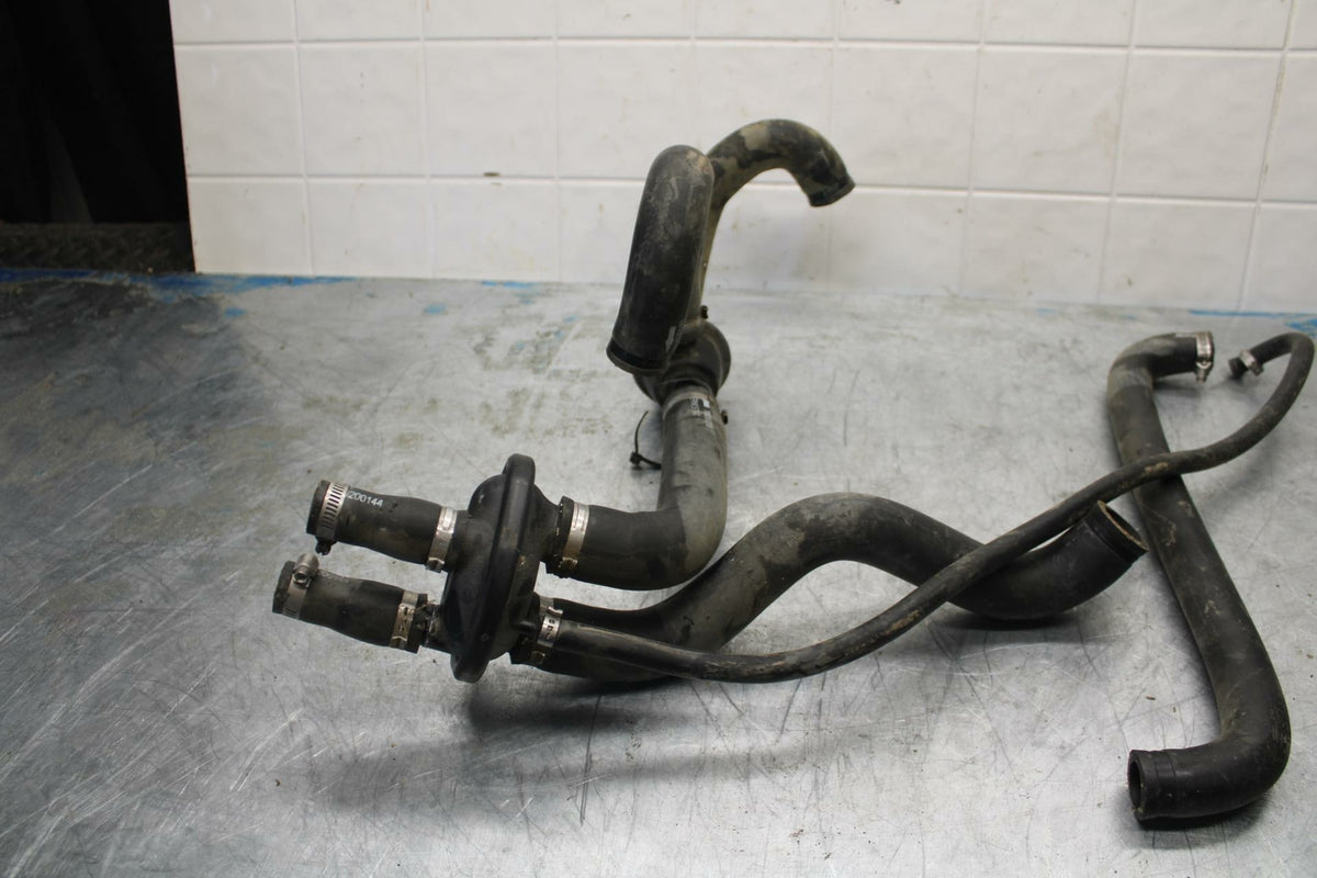 10-12 CAN AM SPYDER RT RADIATOR HOSES ENGINE COOLANT WATER PIPES HOSE KIT  BB415
