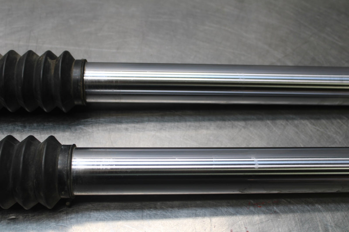 19 MOTO GUZZI V7 III FRONT FORKS SHOCK SUSPENSION SET PAIR BB831