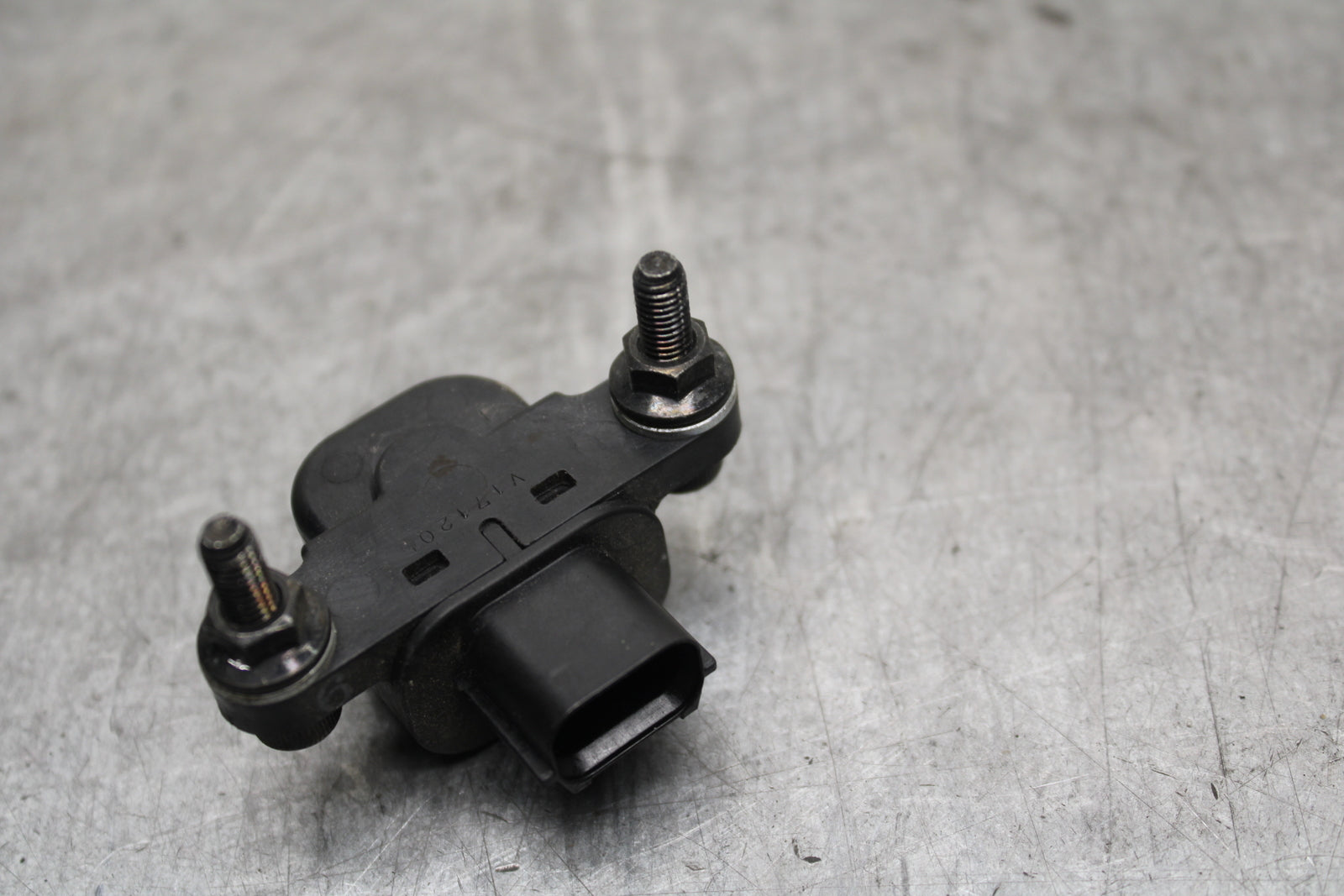 13-18 KAWASAKI NINJA ZX6R TIP OVER BANK ANGLE CRASH SENSOR  21176-0026 BB666