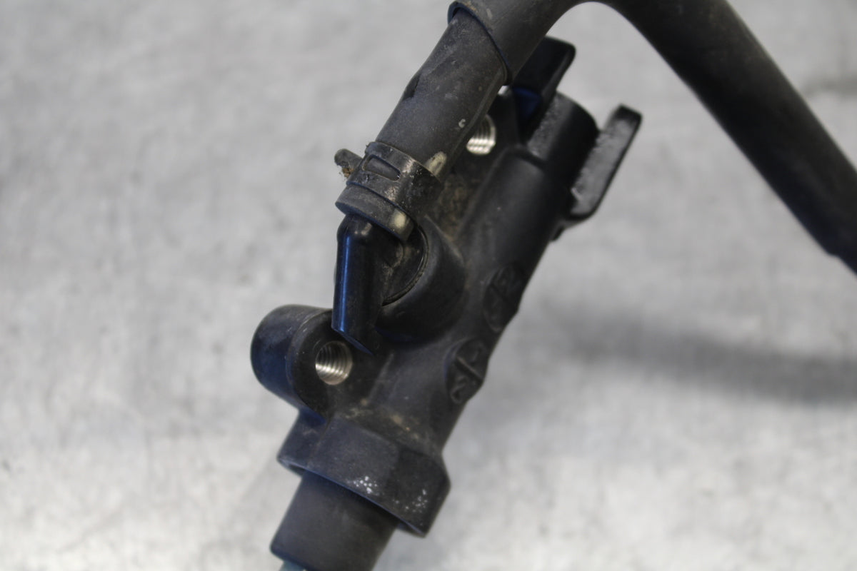 07-09 YAMAHA FZ6 REAR BACK BRAKE MASTER CYLINDER W RESERVOIR BB713