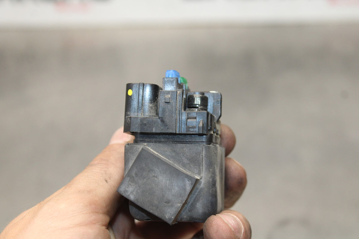 13-18 KAWASAKI NINJA ZX6R ENGINE STARTER RELAY STARTING MOTOR SWITCH BB908