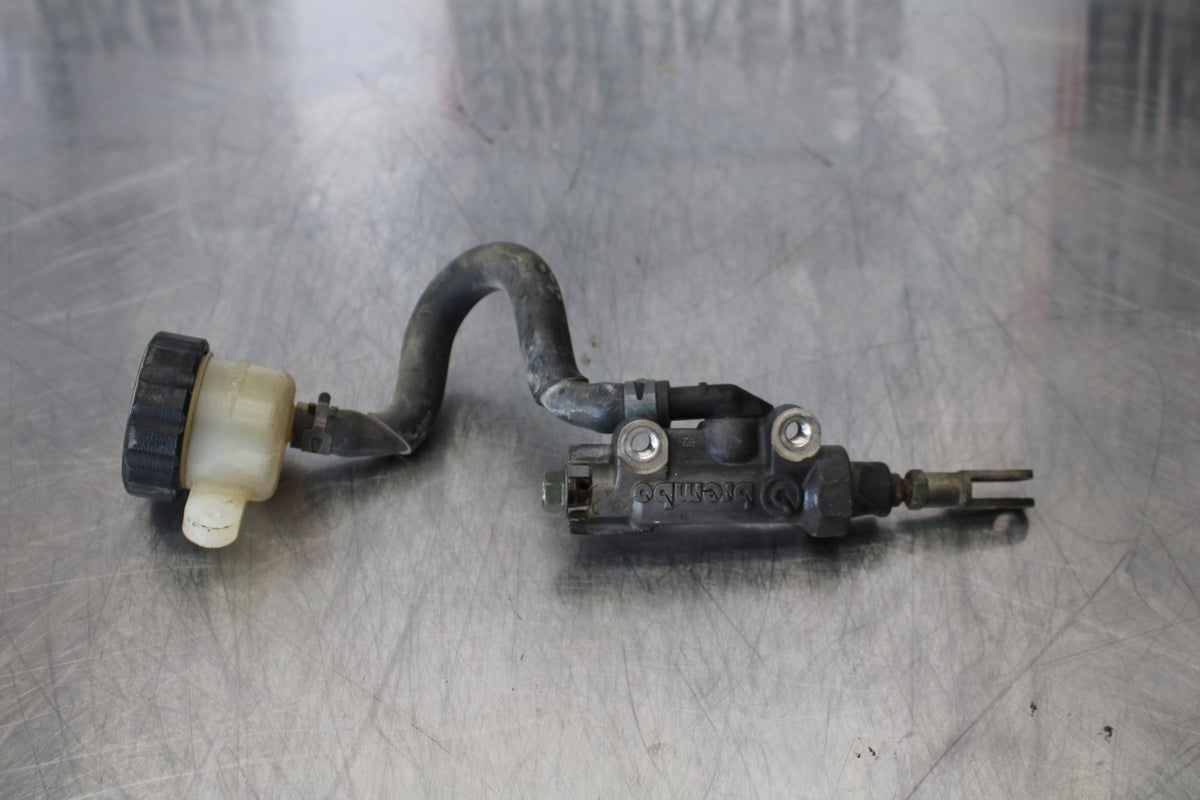 96-07 YAMAHA YZF600R REAR BACK BRAKE MASTER CYLINDER W RESERVOIR BB158