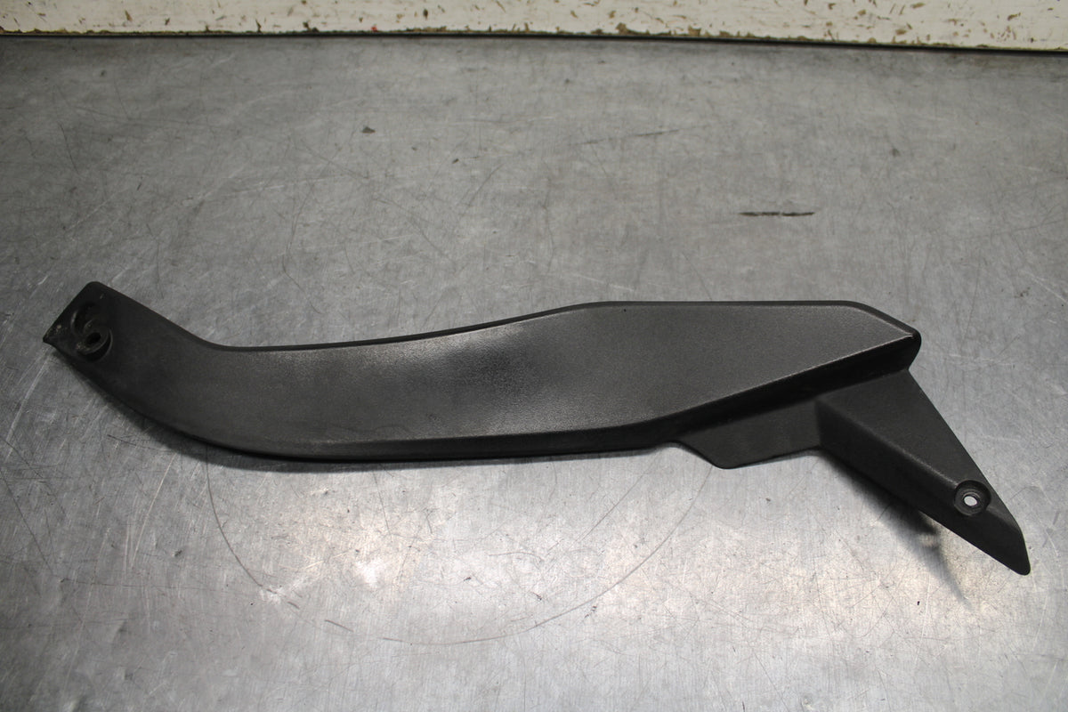 12-13 KAWASAKI Z1000 RIGHT GAS TANK FUEL CELL PANEL COVER TRIM COWL  BB743