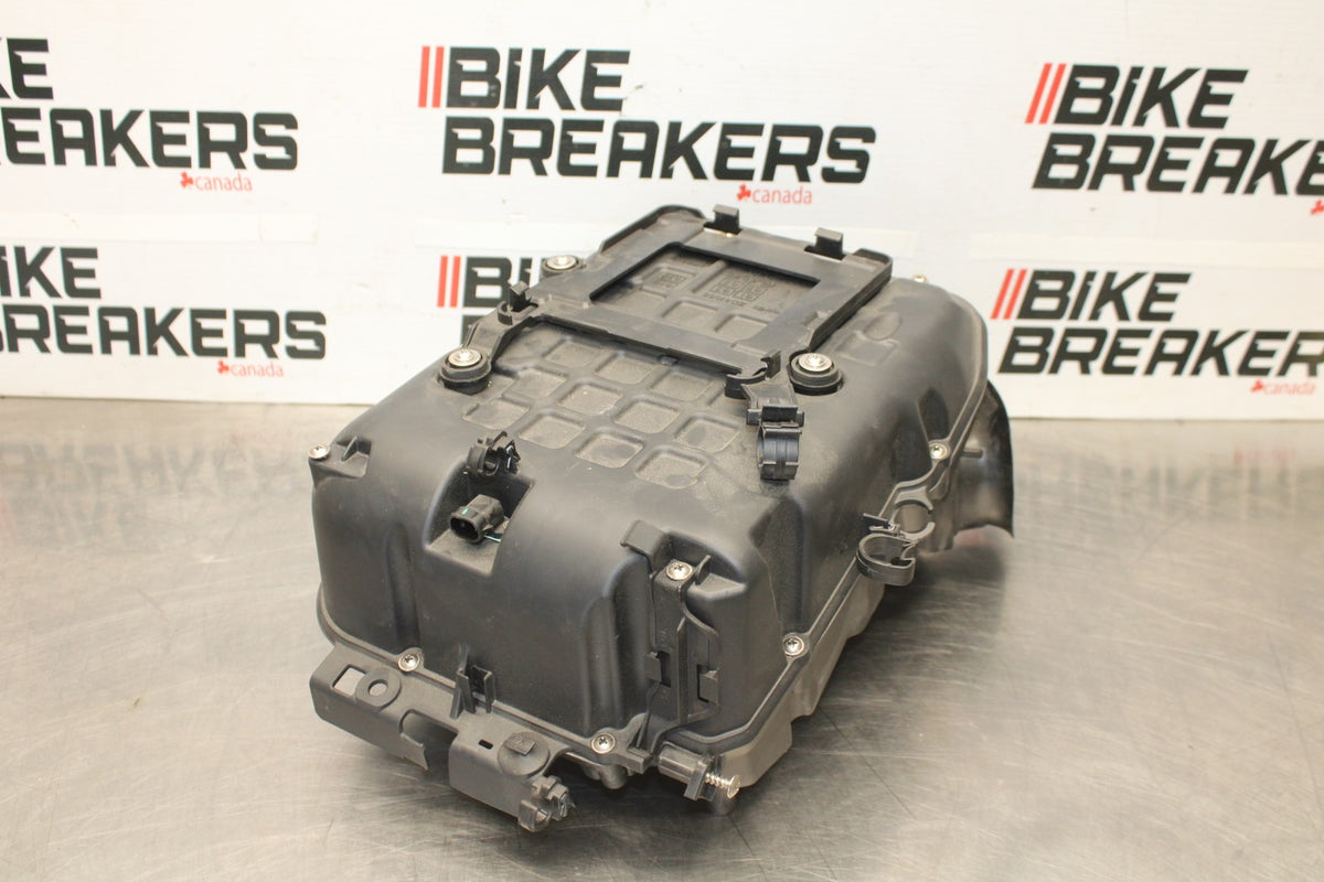 24 APRILIA TUONO V4 1100 FACTORY ABS AIRBOX AIR INTAKE FILTER BOX BB887