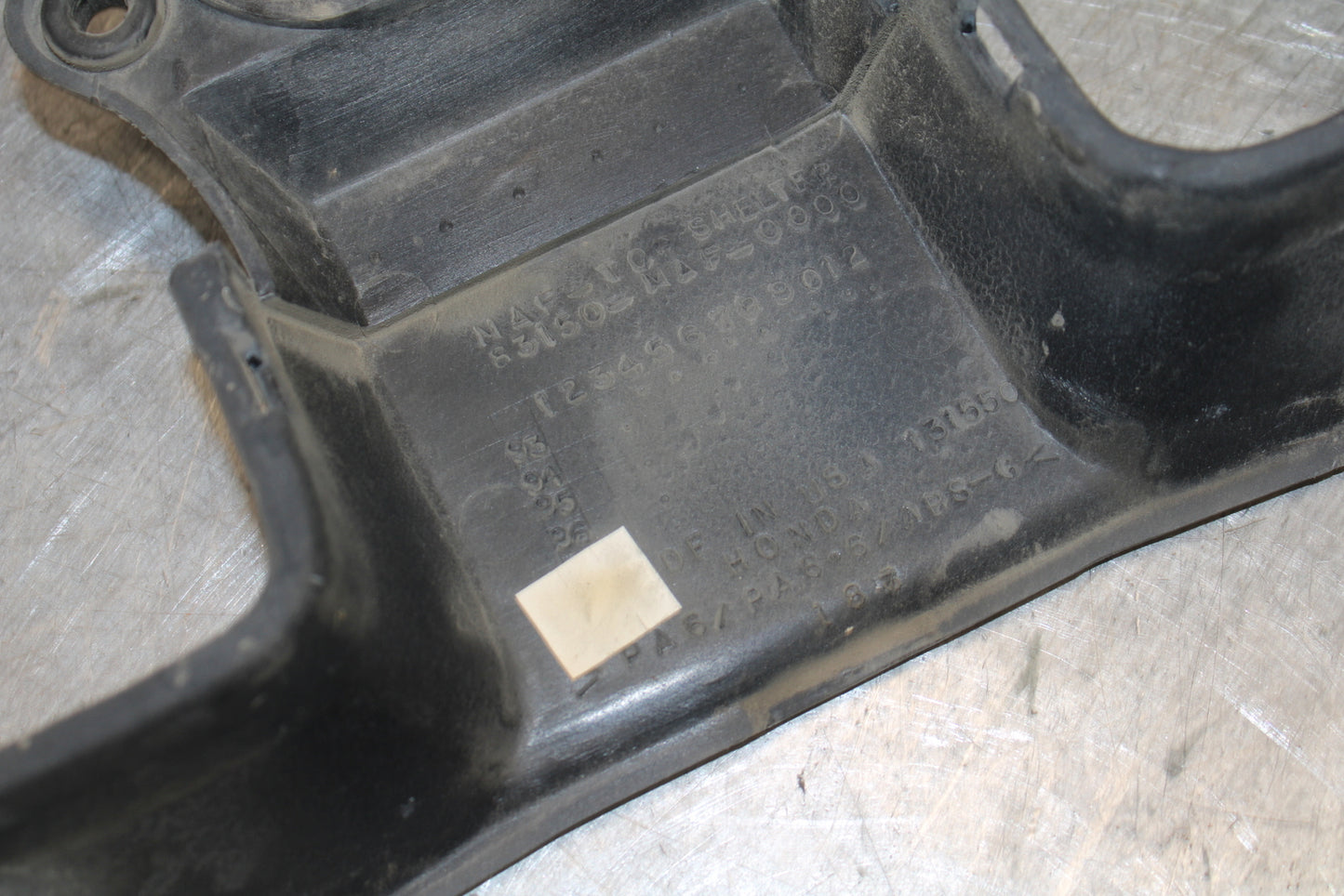 93-00 HONDA GOLDWING 1500 GL1500SE GAS TANK CAP COVER TRIM PANEL COWL BB700