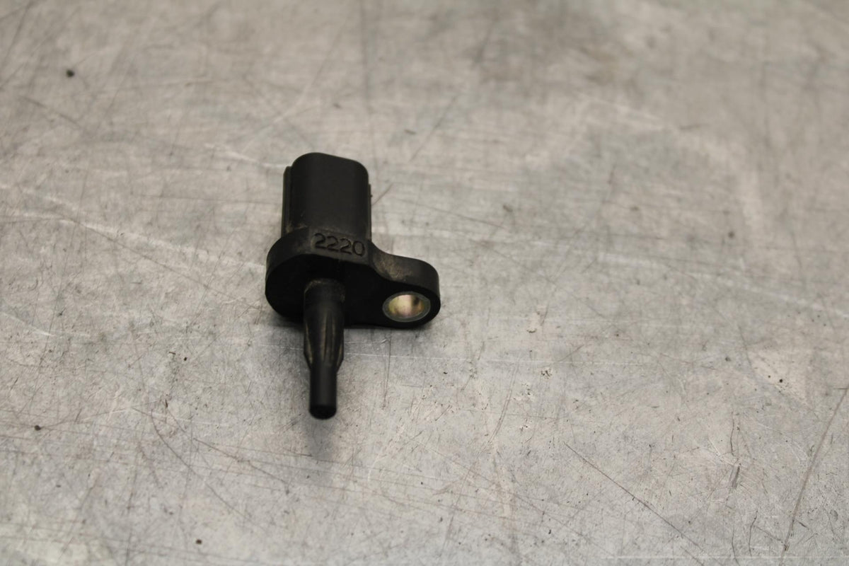 2012 Yamaha FZ8 AIR INTAKE TEMPERATURE TEMP SENSOR BB550