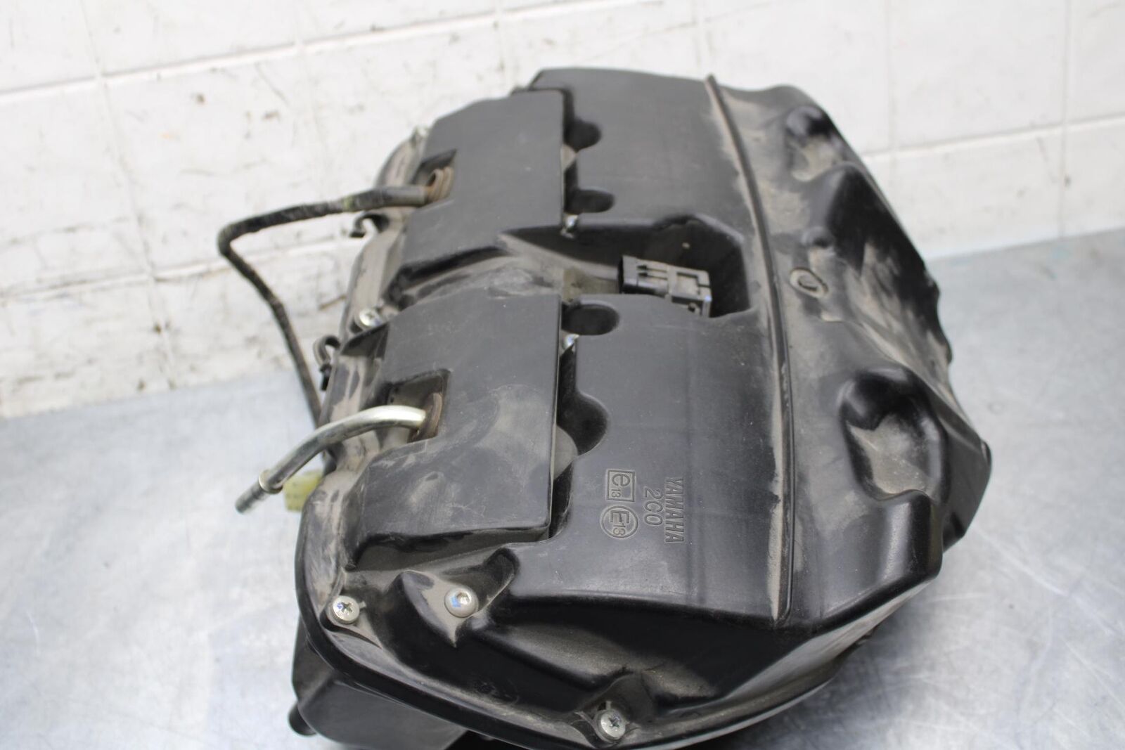 2006 Yamaha YZF R6 AIRBOX AIR INTAKE FILTER 2C0-14411-00-00 2C0-14421-00-00 BB56