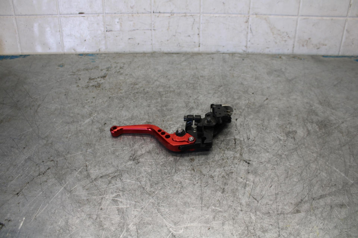 08-16 YAMAHA YZF R6 CLUTCH PERCH MOUNT WITH LEVER 