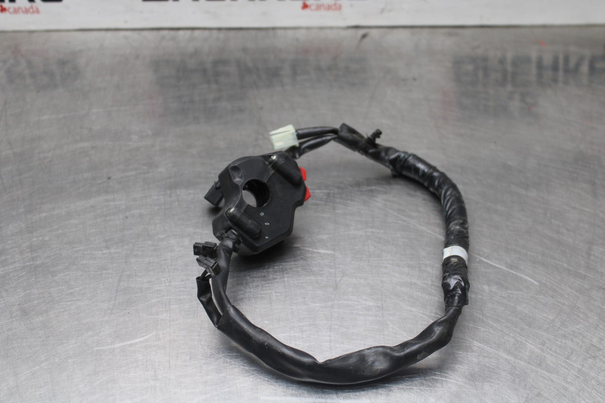 23-24 YAMAHA MT-07 RIGHT CLIP ON HANDLE KILL OFF START SWITCH SWITCHES BB927