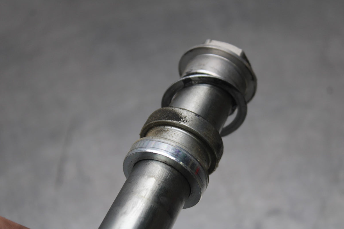 16 DUCATI 959 PANIGALE FRONT WHEEL RIM AXLE PIVOT BOLT BB912