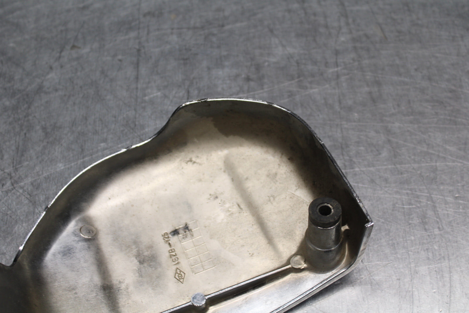 00 SUZUKI INTRUDER 1500 VL1500 ENGINE COVER BB761
