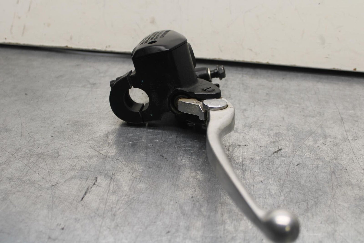 17-20 KAWASAKI NINJA EX650 ABS FRONT BRAKE MASTER CYLINDER w/ LEVER BB88