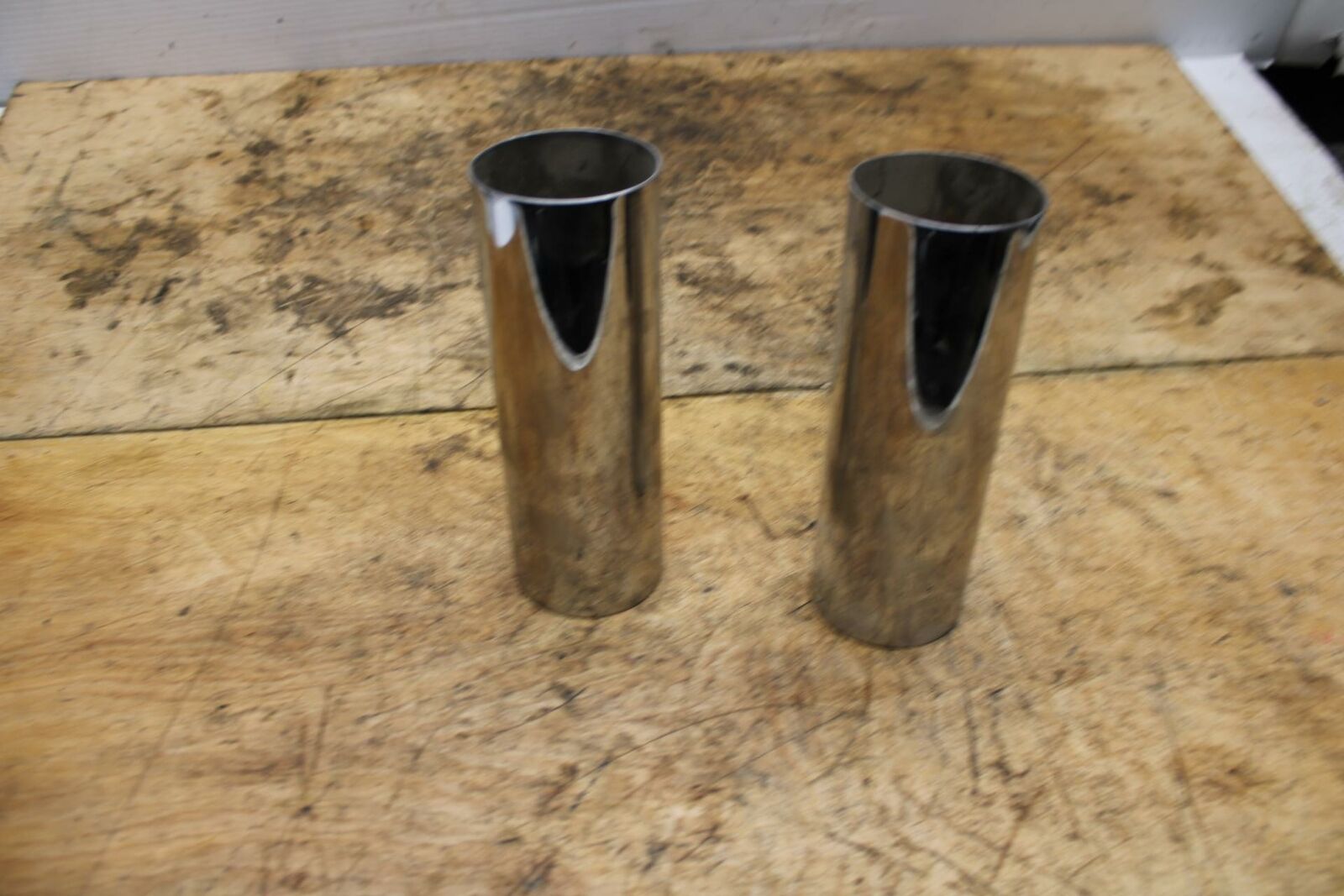 05-08 KAWASAKI VULCAN 1500 VN1500N CLASSIC FRONT FORK LOWER COVERS GUARDS BB343